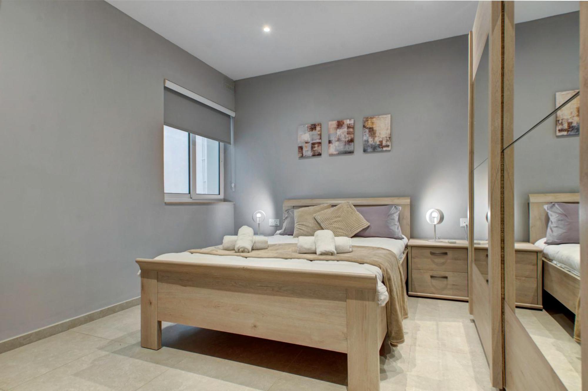 Stunning City-center 3br
